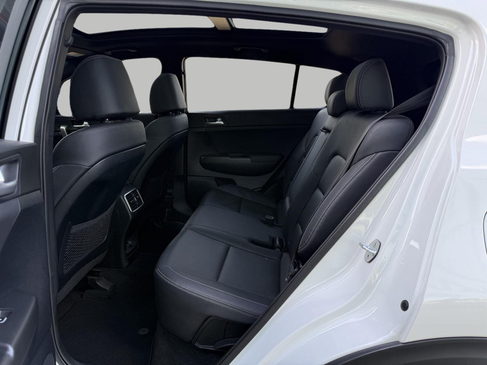 Used 2020 Kia Sportage S w/ S Sunroof Package AWD/4WD image 25