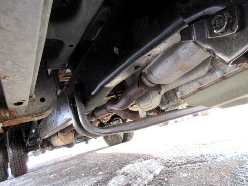 Used 2017 Ford E-350 and Econoline 350 Super Duty w/ Power Windows & Locks Group image 25