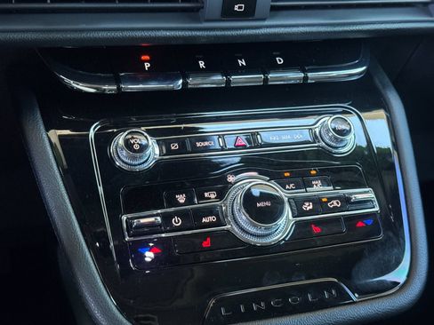 Used 2022 Lincoln Corsair FWD image 23