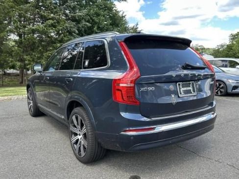 Used 2024 Volvo XC90 B6 Plus w/ Protection Package Premier AWD/4WD image 3