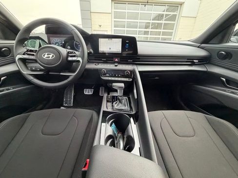 New 2026 Hyundai Elantra Sport FWD image 13