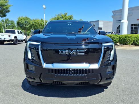 Used 2025 GMC Sierra EV Denali AWD/4WD image 13