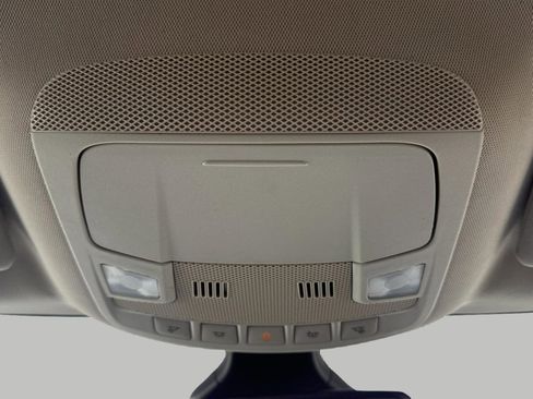 Used 2023 Ford Edge SEL image 40