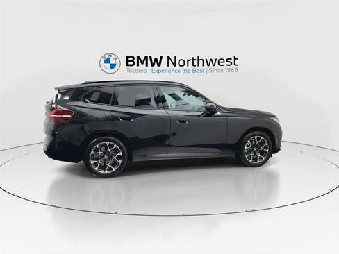Used 2025 BMW X3 xDrive30i image 4