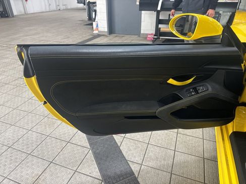 Used 2022 Porsche 718 Cayman GT4 image 11