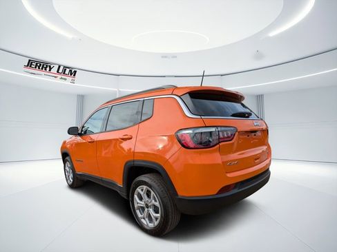 New 2026 Jeep Compass Latitude image 5