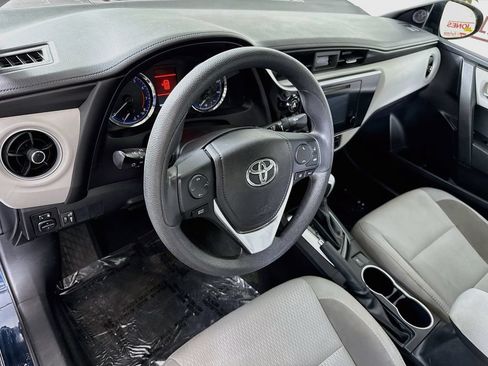 Certified 2019 Toyota Corolla LE FWD image 17