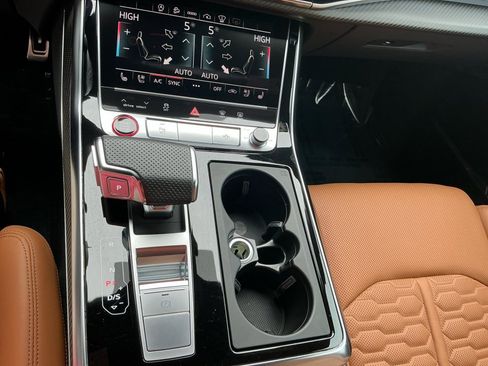 Used 2022 Audi RS Q8 image 15