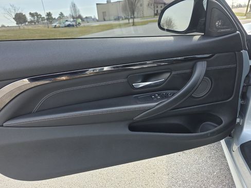 Used 2017 BMW M4 image 20