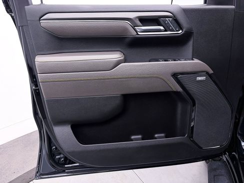 Used 2024 Chevrolet Silverado 1500 ZR2 w/ Technology Package image 20