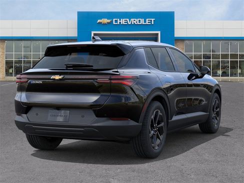 New 2026 Chevrolet Equinox EV LT image 4