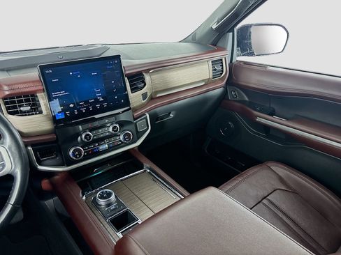 Used 2023 Ford Expedition Max Limited RWD image 25