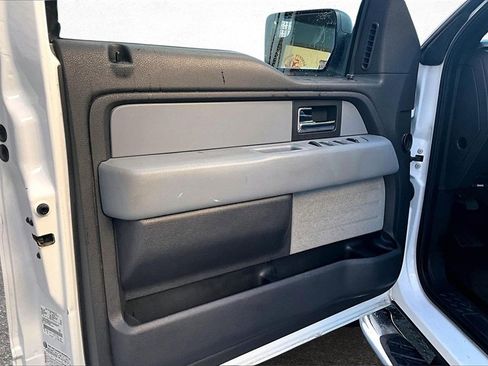 Used 2013 Ford F150 XLT w/ Luxury Equipment Group image 19