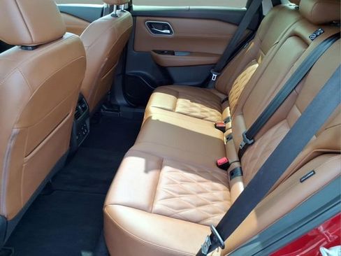 Certified 2026 Nissan Rogue Platinum w/ Platinum Premium Package AWD/4WD image 14