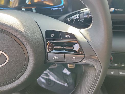 New 2026 Hyundai Elantra SEL Sport image 23