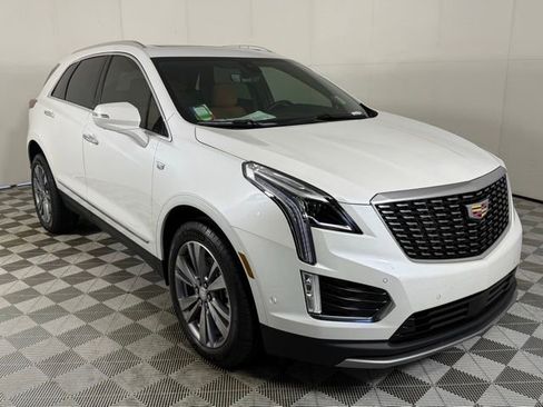 New 2025 Cadillac XT5 Premium Luxury w/ Technology Package image 9