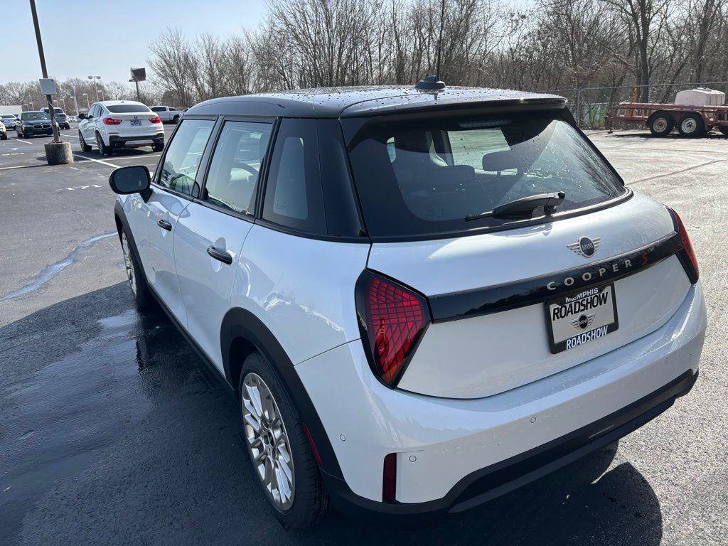 Used 2025 MINI Cooper S FWD image 3