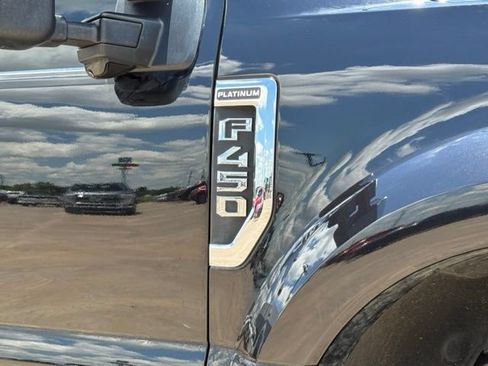 Used 2021 Ford F450 Platinum w/ FX4 Off-Road Package AWD/4WD image 10