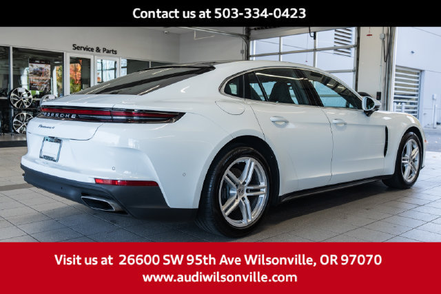 Used 2025 Porsche Panamera 4 w/ Premium Package AWD/4WD image 6