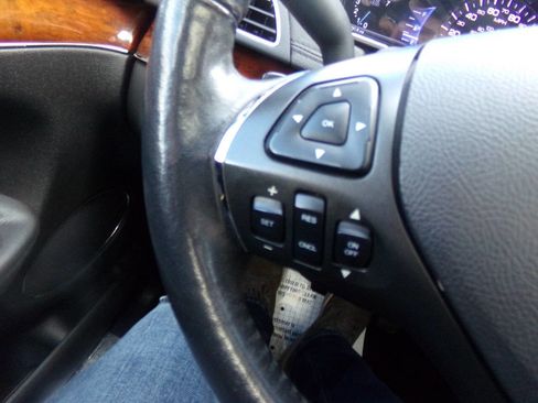 Used 2014 Lincoln MKT AWD w/ Equipment Group 201A image 60