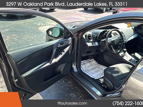 Used 2013 MAZDA MAZDA3 i Touring image 19