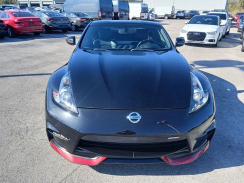 Used 2015 Nissan 370Z NISMO RWD image 3