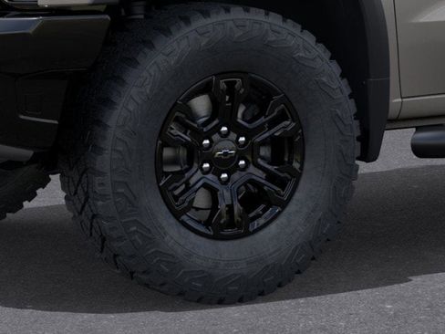 New 2026 Chevrolet Silverado 1500 ZR2 image 9