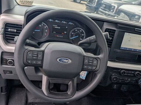 New 2025 Ford F250 XL w/ Camper Package RWD image 10