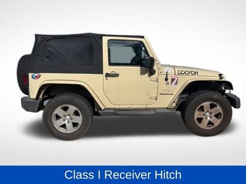 Used 2011 Jeep Wrangler Sahara w/ Connectivity Group image 11