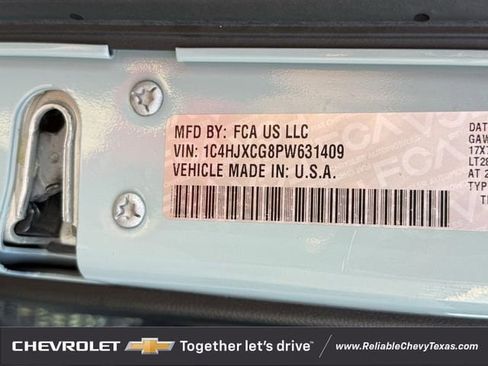 Used 2023 Jeep Wrangler Rubicon w/ LED Lighting Group AWD/4WD image 35