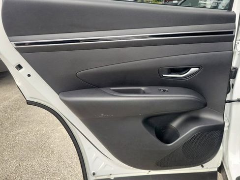 Certified 2024 Hyundai Tucson SEL FWD image 10