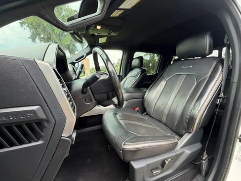 Used 2020 Ford F350 Platinum w/ Snow Plow Prep Package AWD/4WD image 19