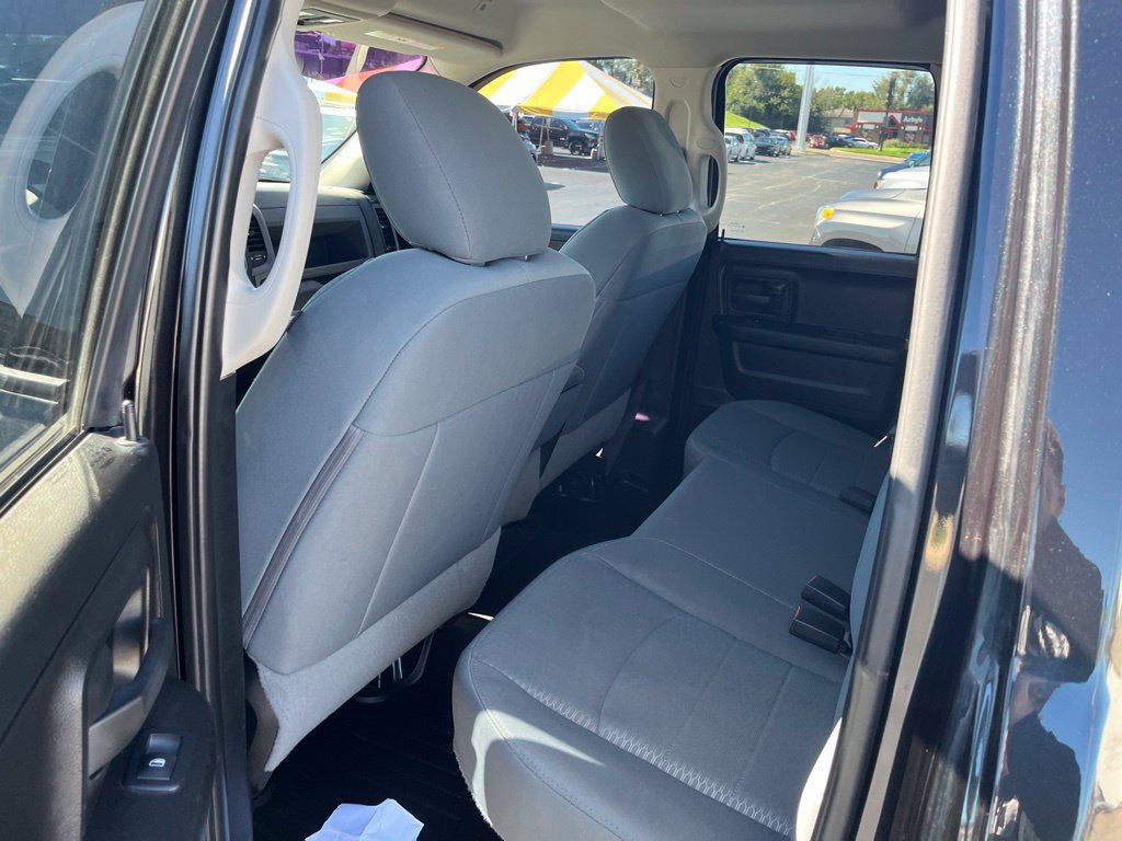 Used 2019 RAM 1500 ST w/ SXT Plus Group AWD/4WD image 25