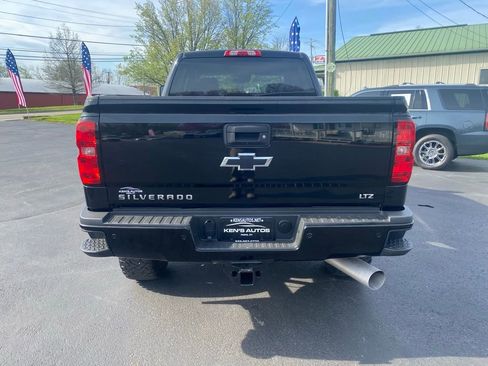 Used 2019 Chevrolet Silverado 2500 LTZ w/ Duramax Plus Package AWD/4WD image 6