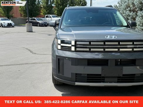 Used 2025 Hyundai Santa Fe SEL image 14