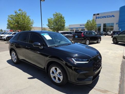 Certified 2024 Honda HR-V LX image 3