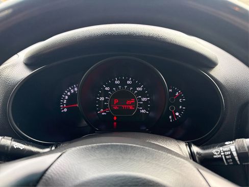 Used 2019 Kia Soul image 16