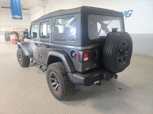Used 2023 Jeep Wrangler Unlimited Sport image 5