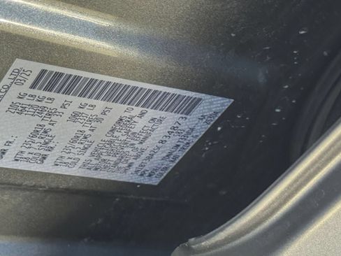 Used 2025 Nissan Rogue SV FWD image 31