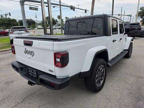 Used 2020 Jeep Gladiator Overland w/ LED Lighting Group AWD/4WD image 5