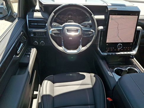 New 2026 GMC Yukon Elevation w/ Elevation Premium Package AWD/4WD image 8