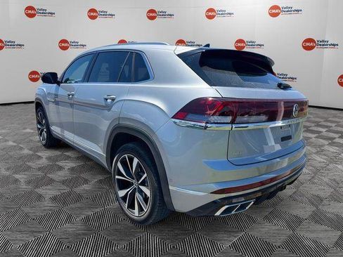Used 2026 Volkswagen Atlas Cross Sport SEL Premium R-Line AWD/4WD image 3