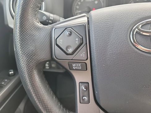 Used 2018 Toyota Tacoma TRD Off-Road w/ Technology Package RWD image 19