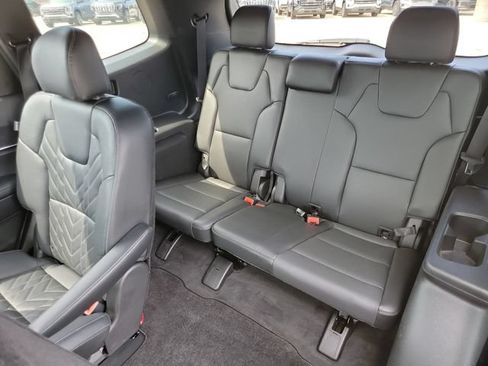Used 2023 Kia Telluride EX X-Line AWD/4WD image 28