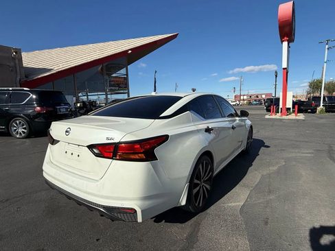 Used 2020 Nissan Altima 2.5 SR image 5