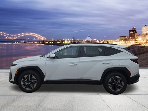 New 2026 Hyundai Tucson SEL FWD image 2