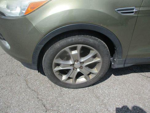 Used 2013 Ford Escape SEL FWD image 4