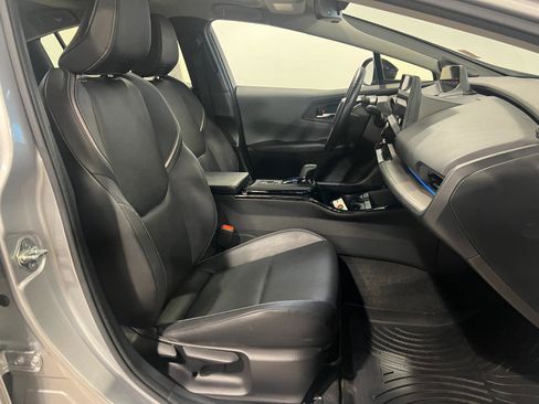 Used 2023 Toyota Prius Limited AWD/4WD image 37