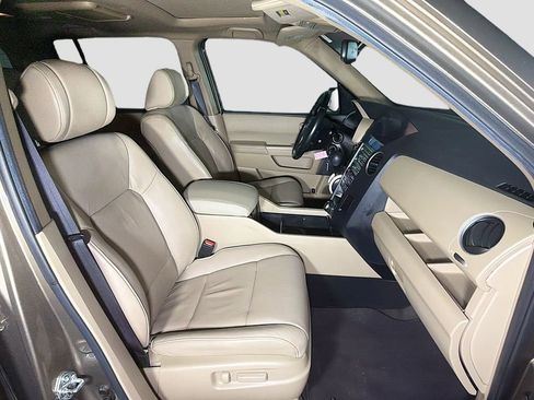 Used 2011 Honda Pilot Touring image 32