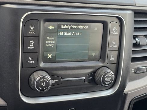 Used 2014 RAM 1500 Express AWD/4WD image 43
